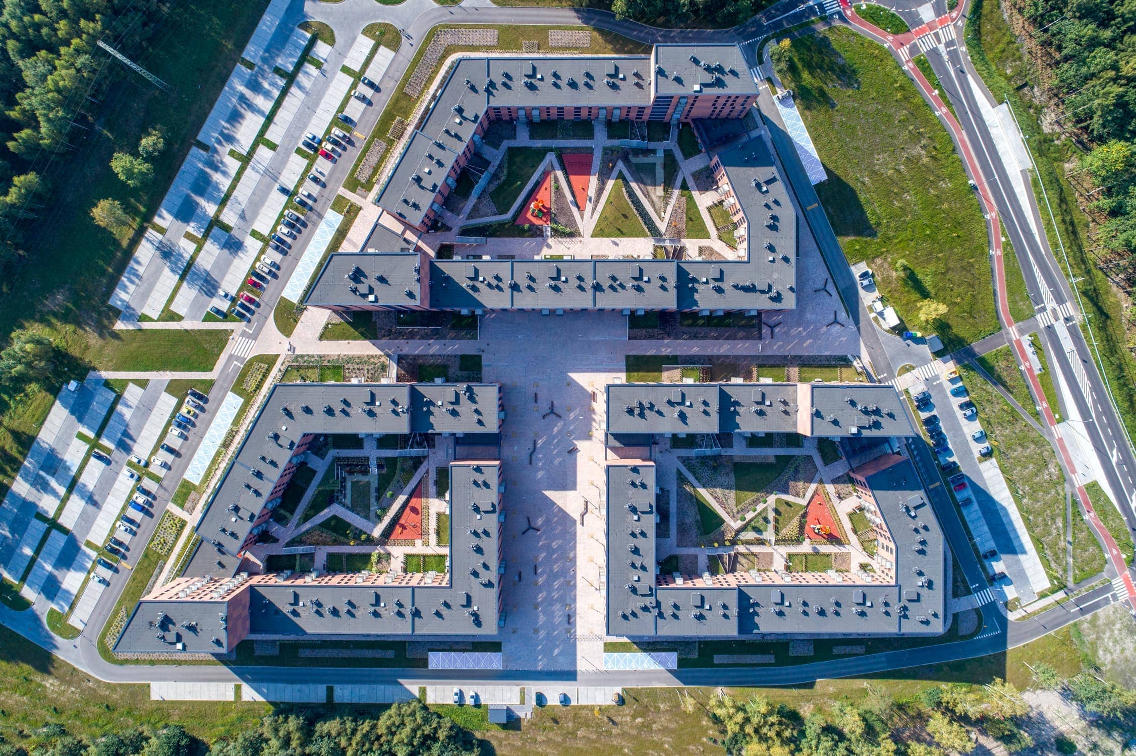 Zdjęcia architektury z drona